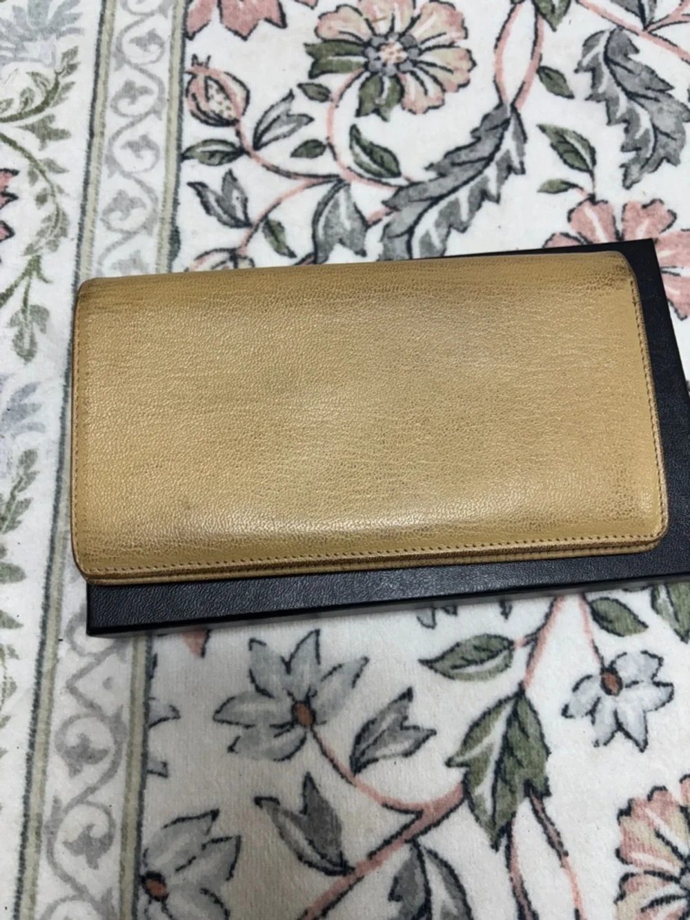 CHANEL Metallic Gold Caviar Leather Continental‎ Wallet